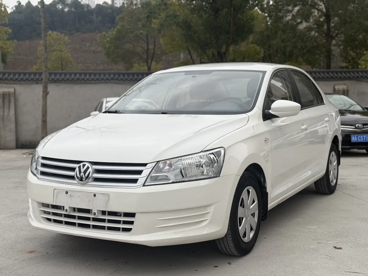 Volkswagen Santana  из Китая