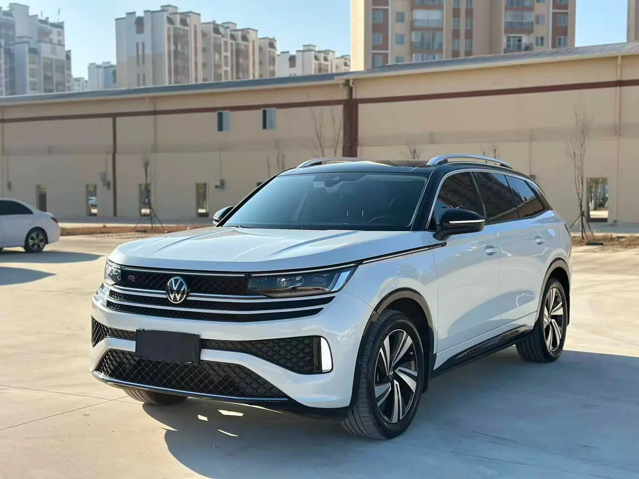 Volkswagen Patrol  из Китая