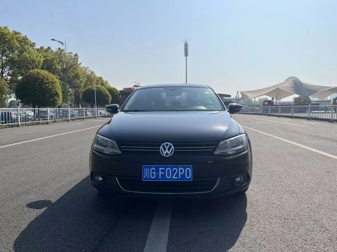 Volkswagen Sagitar  из Китая