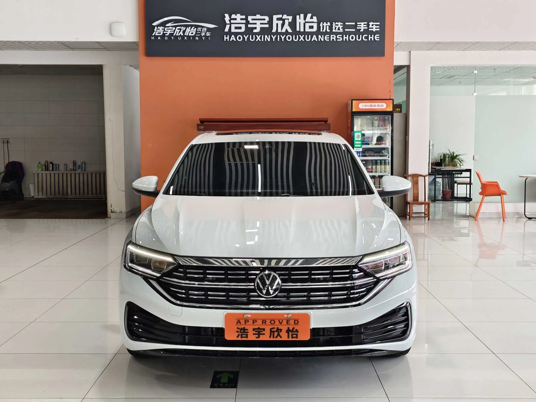 Volkswagen Sagitar  из Китая