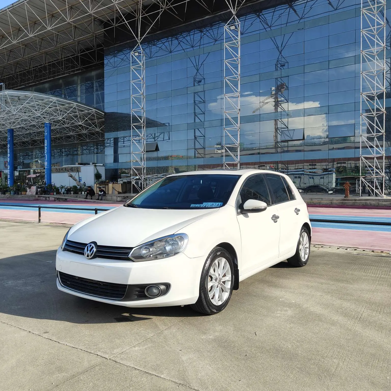 Volkswagen Golf  из Китая