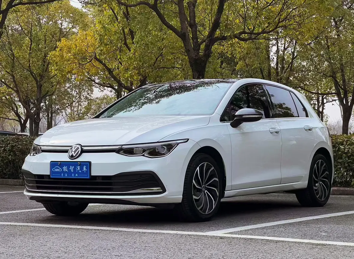 Volkswagen Golf  из Китая