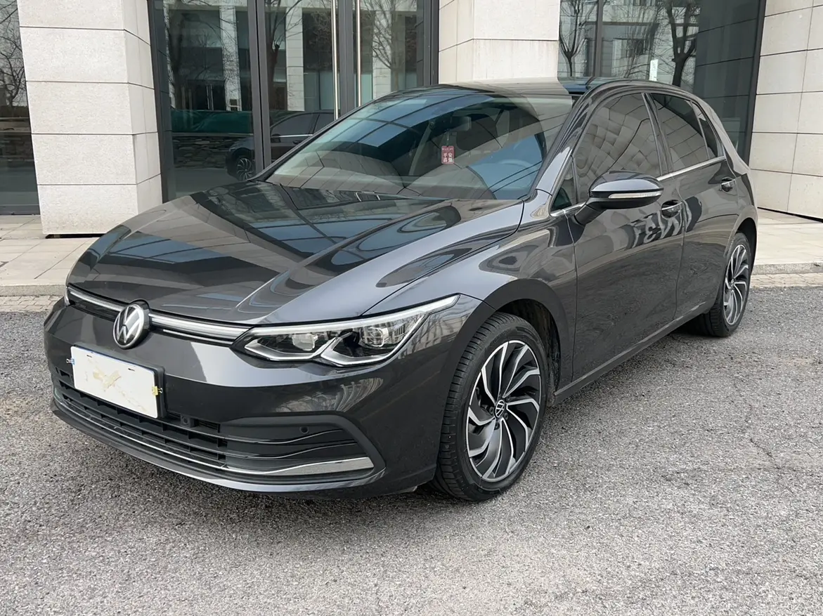 Volkswagen Golf  из Китая