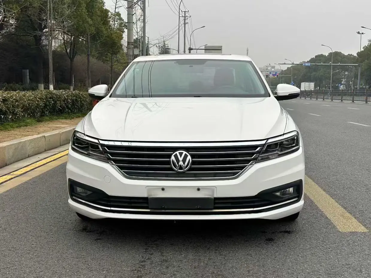 Volkswagen Lavida  из Китая