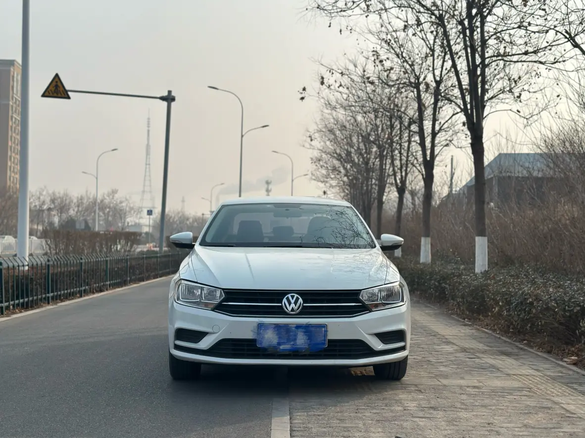 Volkswagen Bora  из Китая