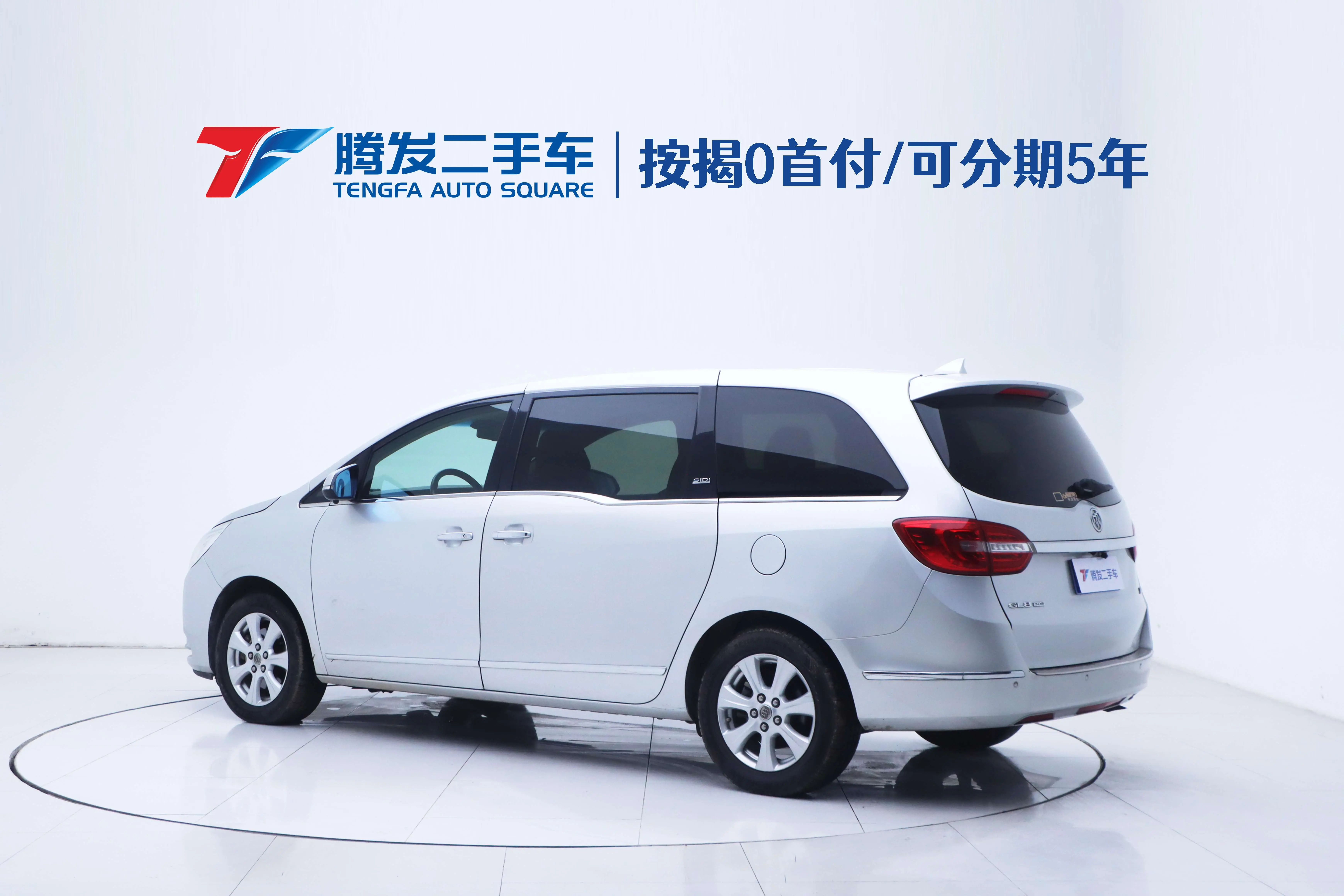 Buick GL8  из Китая