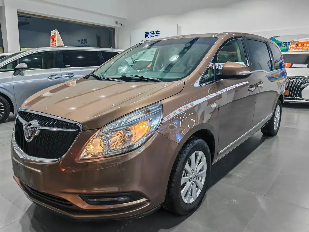 Buick GL8  из Китая