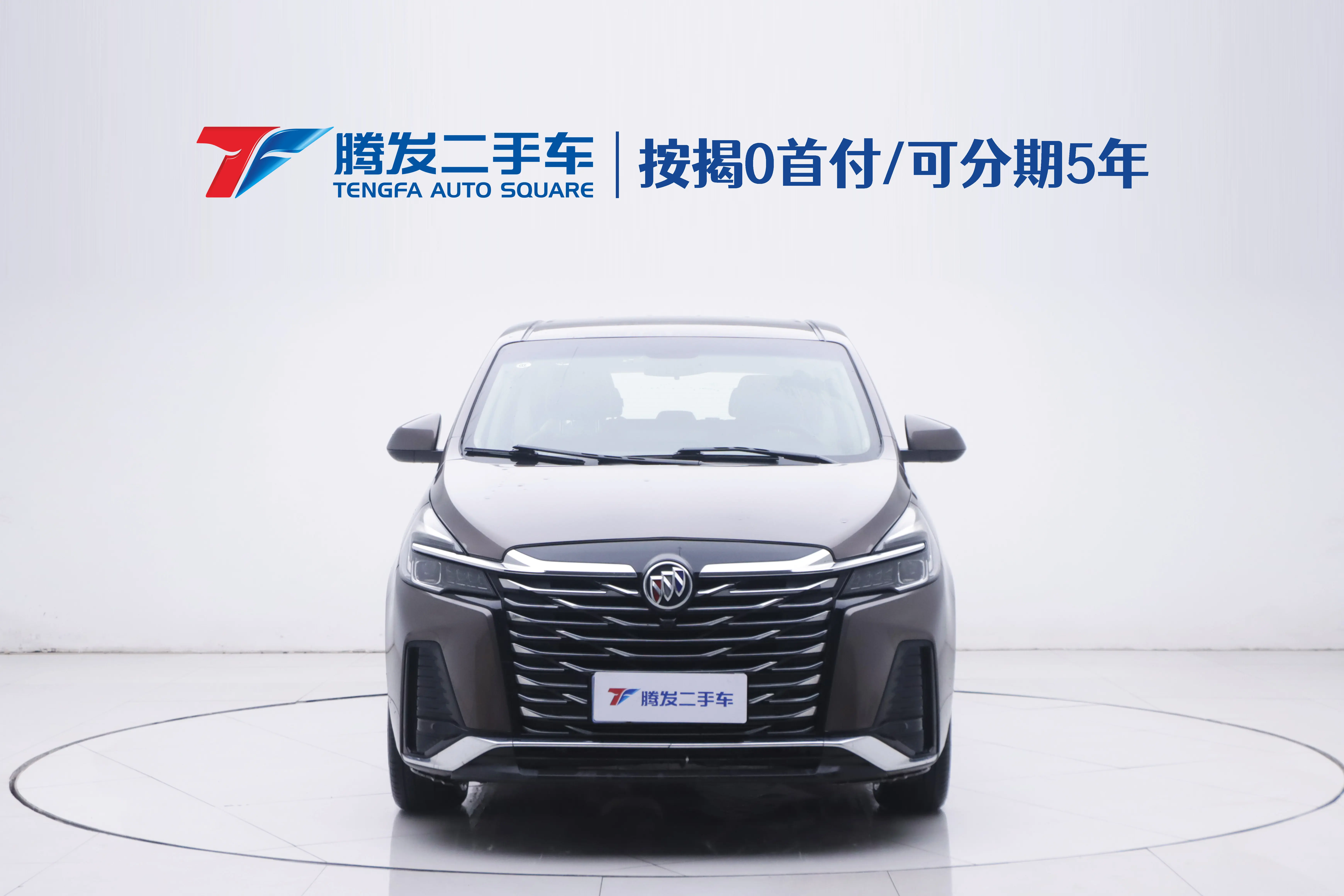 Buick GL8  из Китая