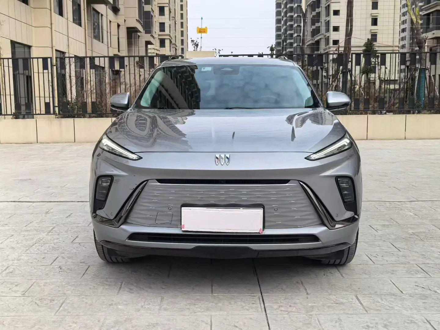 Buick E5  из Китая