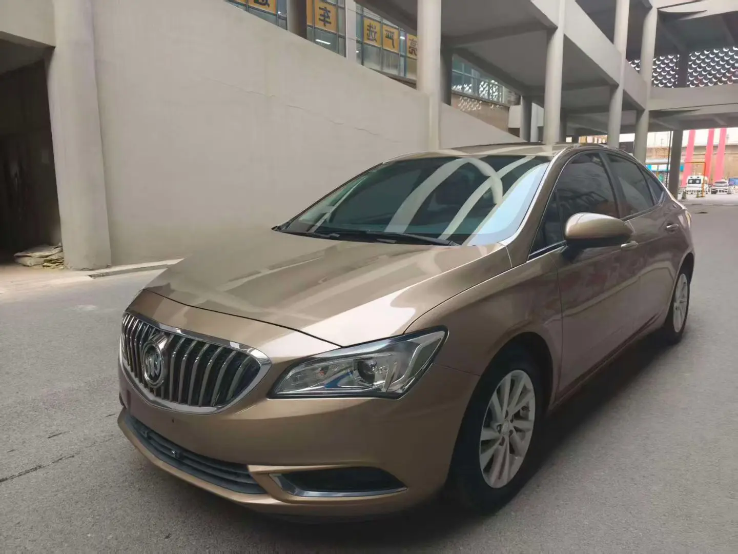 Buick Valeant  из Китая