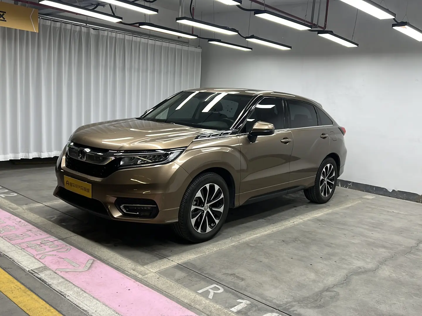Honda Avancier (Crown Road)  из Китая