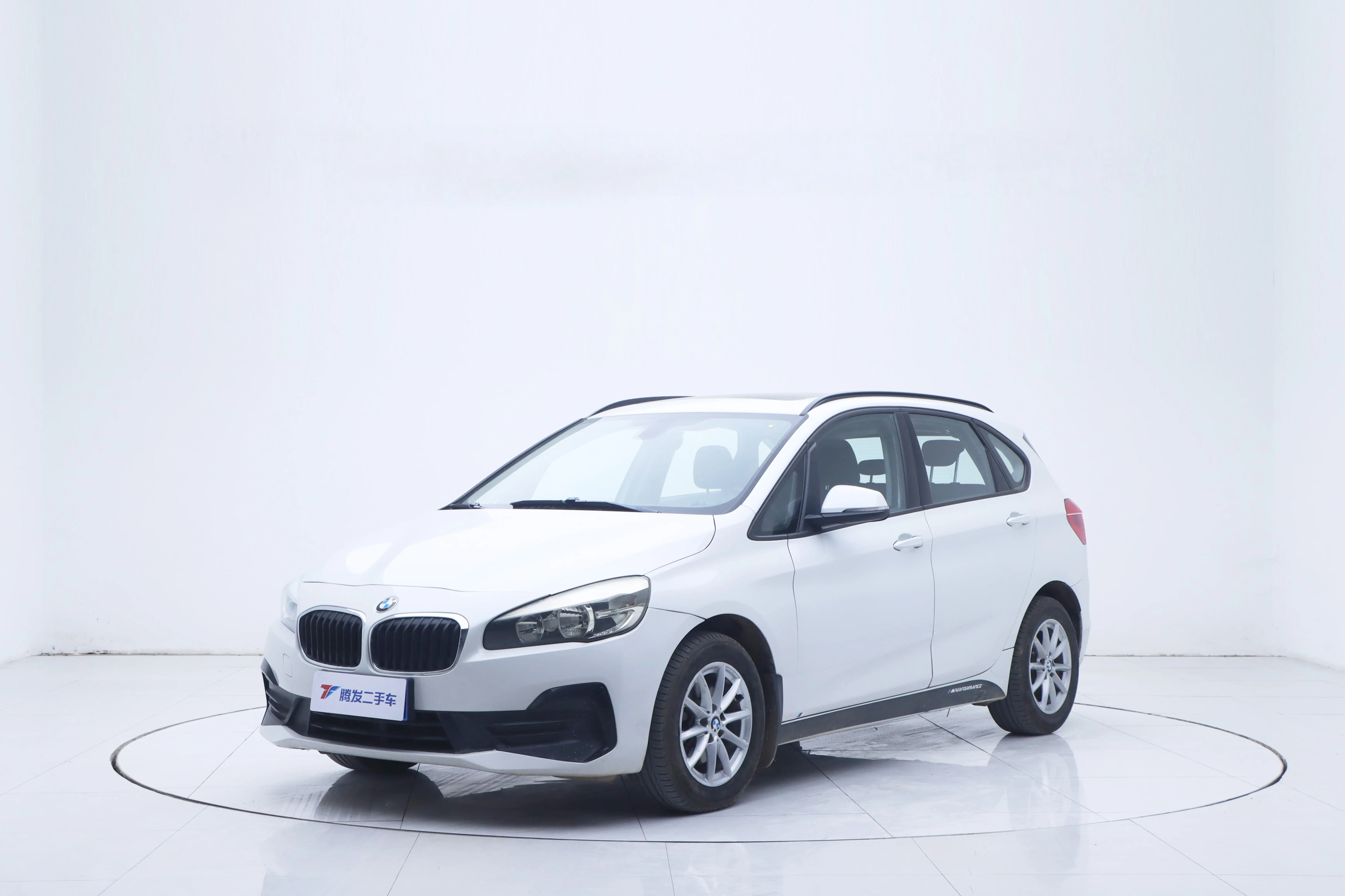 BMW 2 Series Active Tourer  из Китая