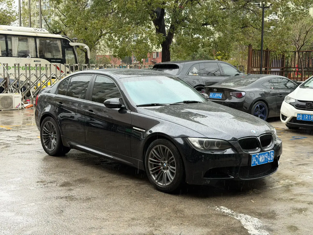 BMW M3  из Китая