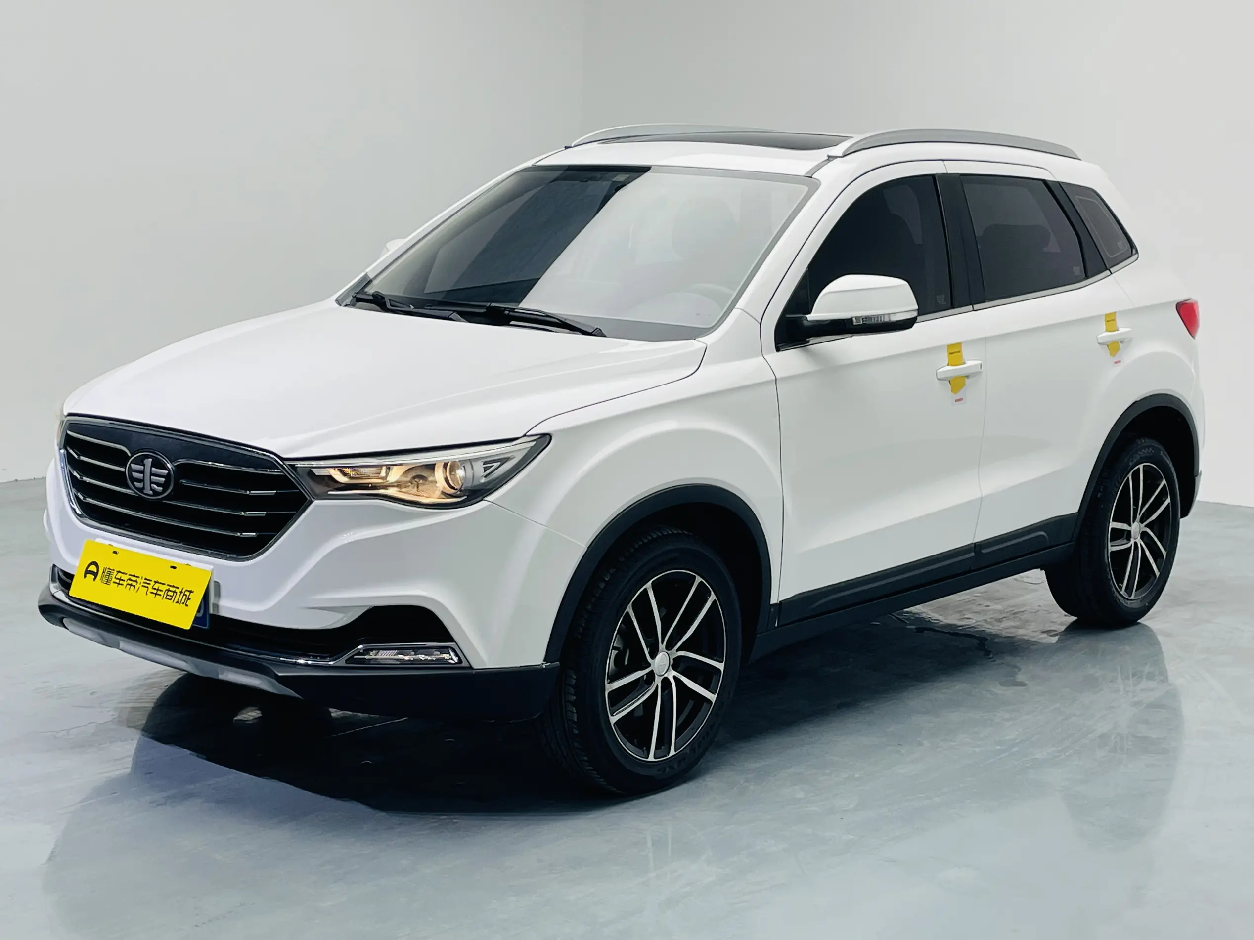 FAW Bestune X40 (Besturn X40)  из Китая