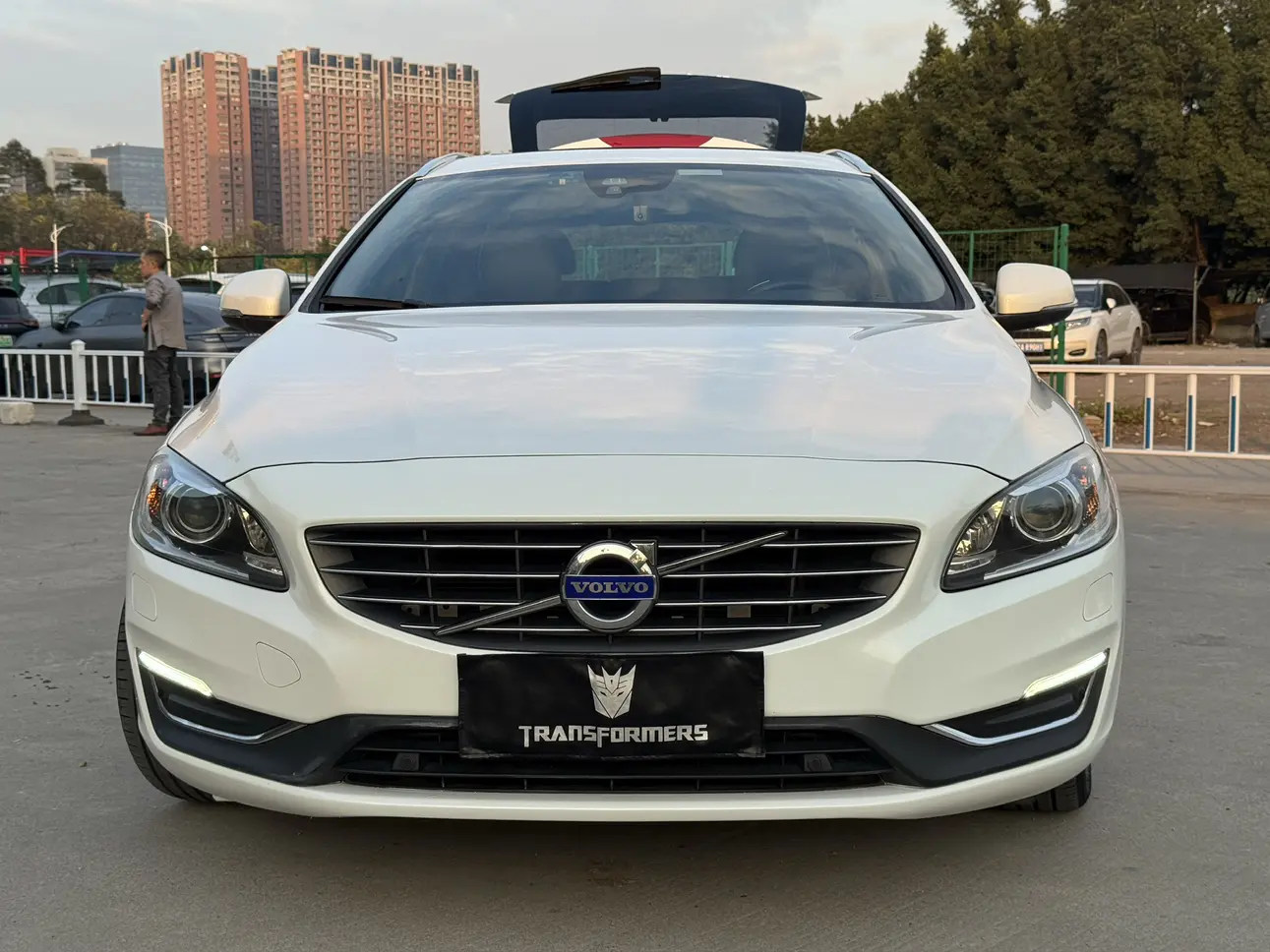 Volvo V60  из Китая
