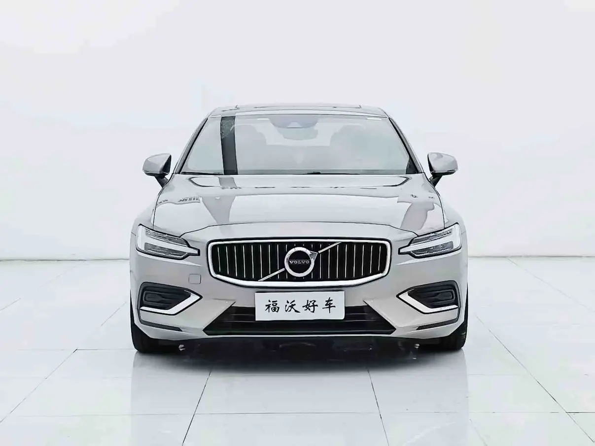 Volvo S60  из Китая