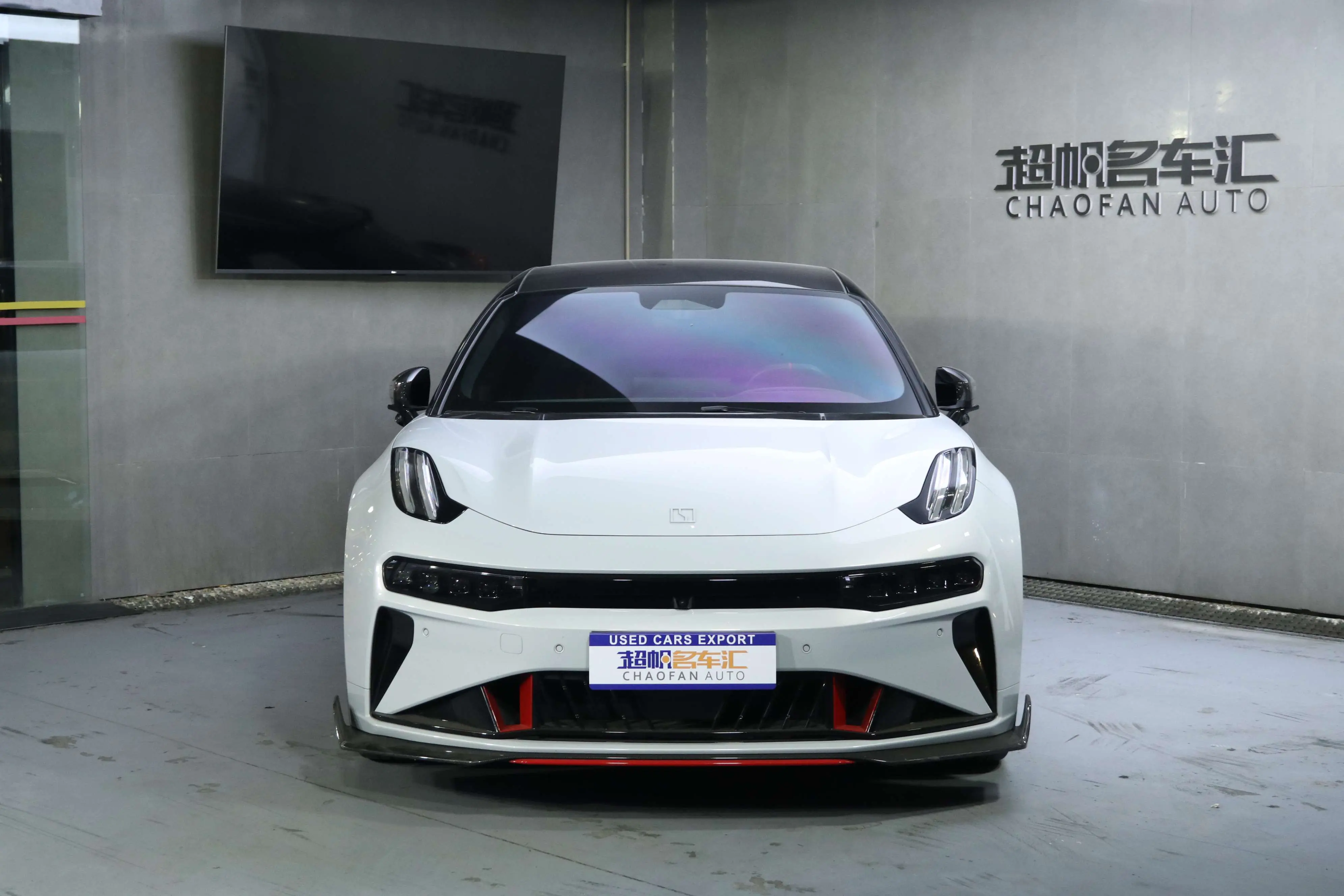 ZEEKR 001 FR  из Китая