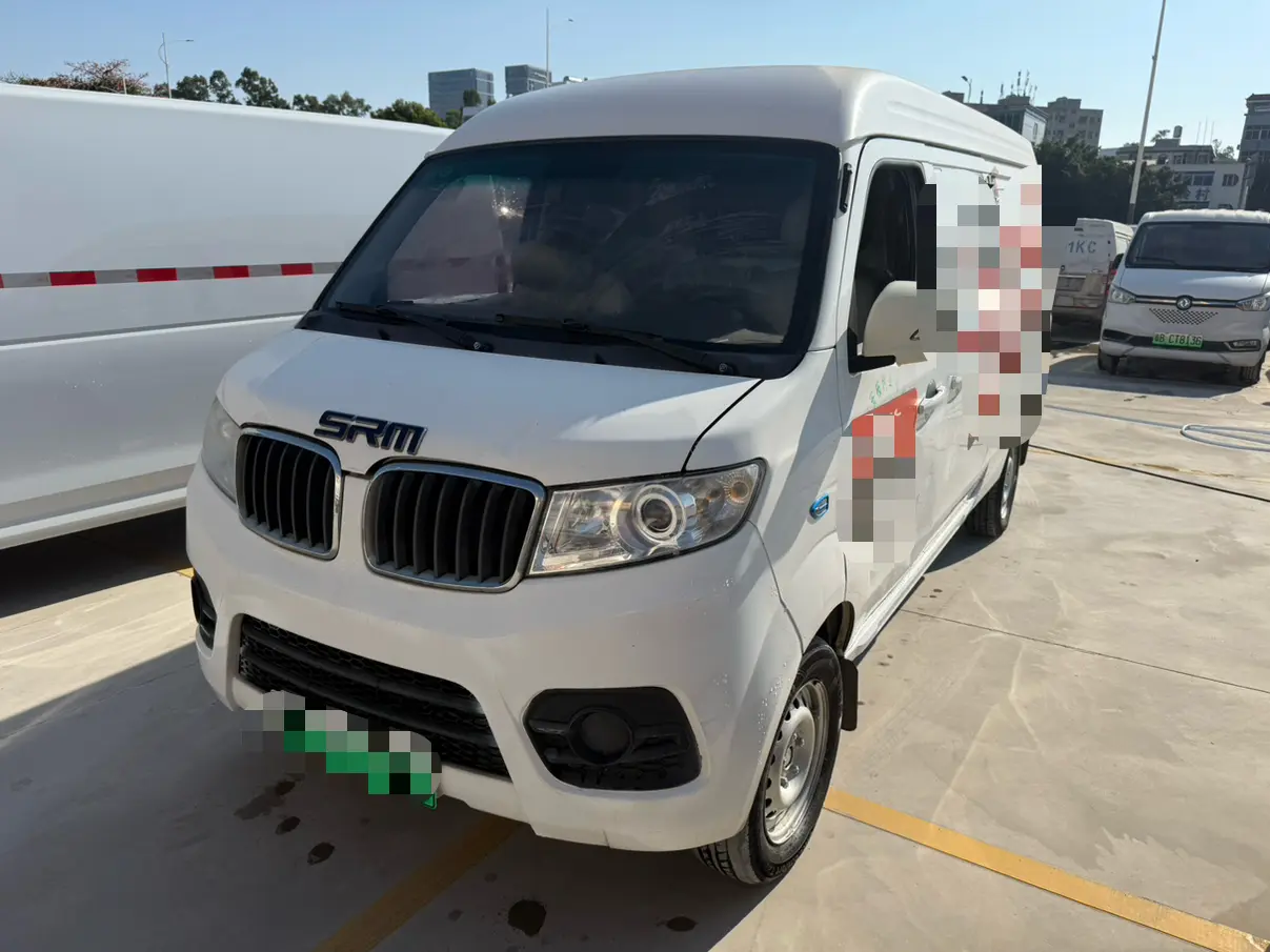 Xinyuan Automobile Good Luck No. 1  из Китая