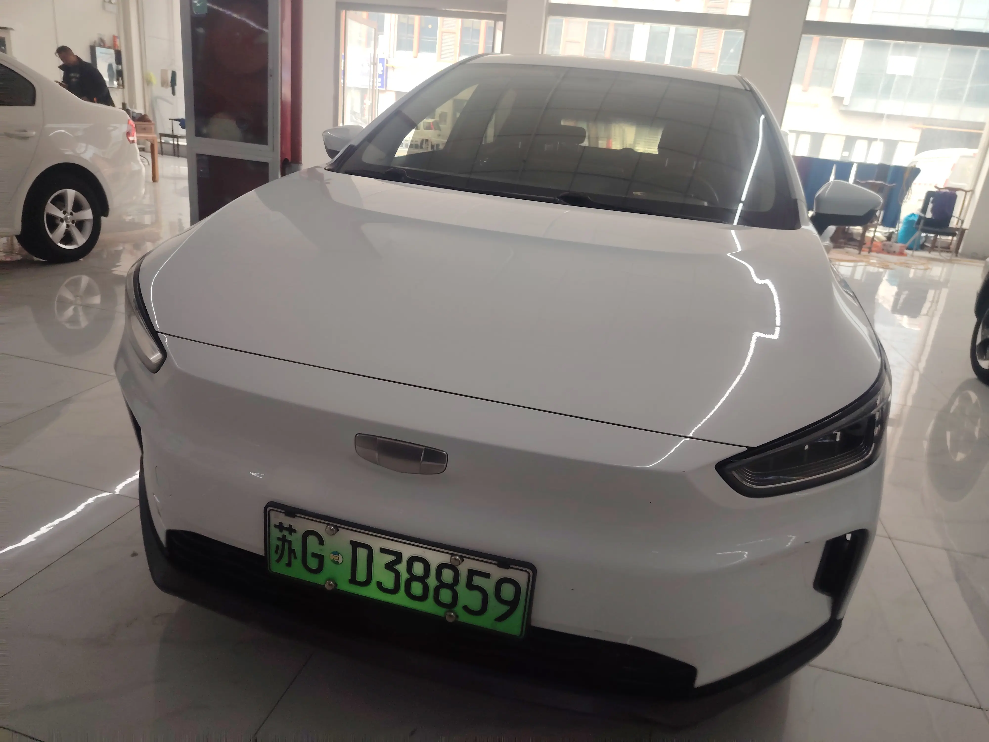 Geely Geometry C  из Китая