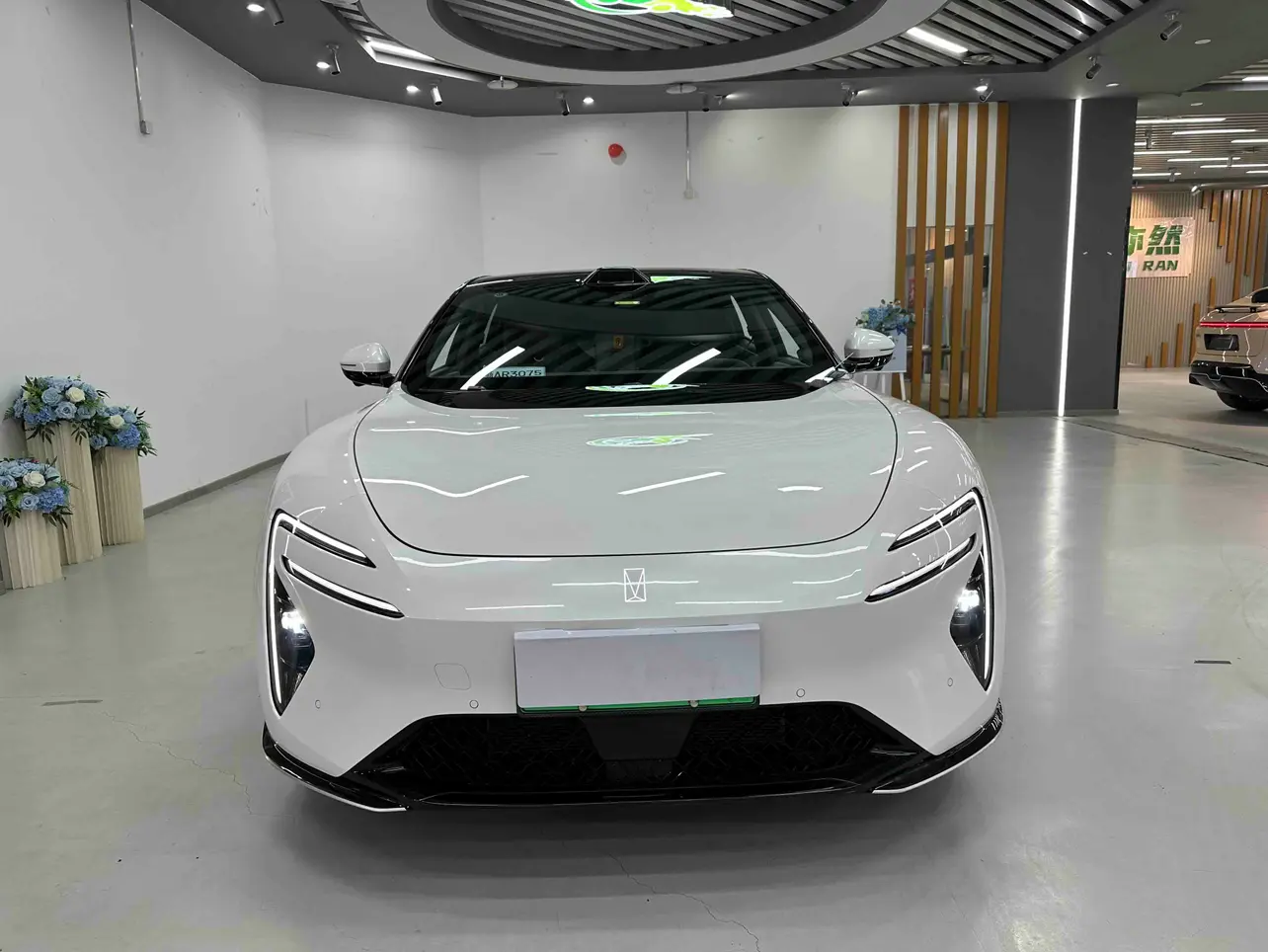 AVATR 06  из Китая