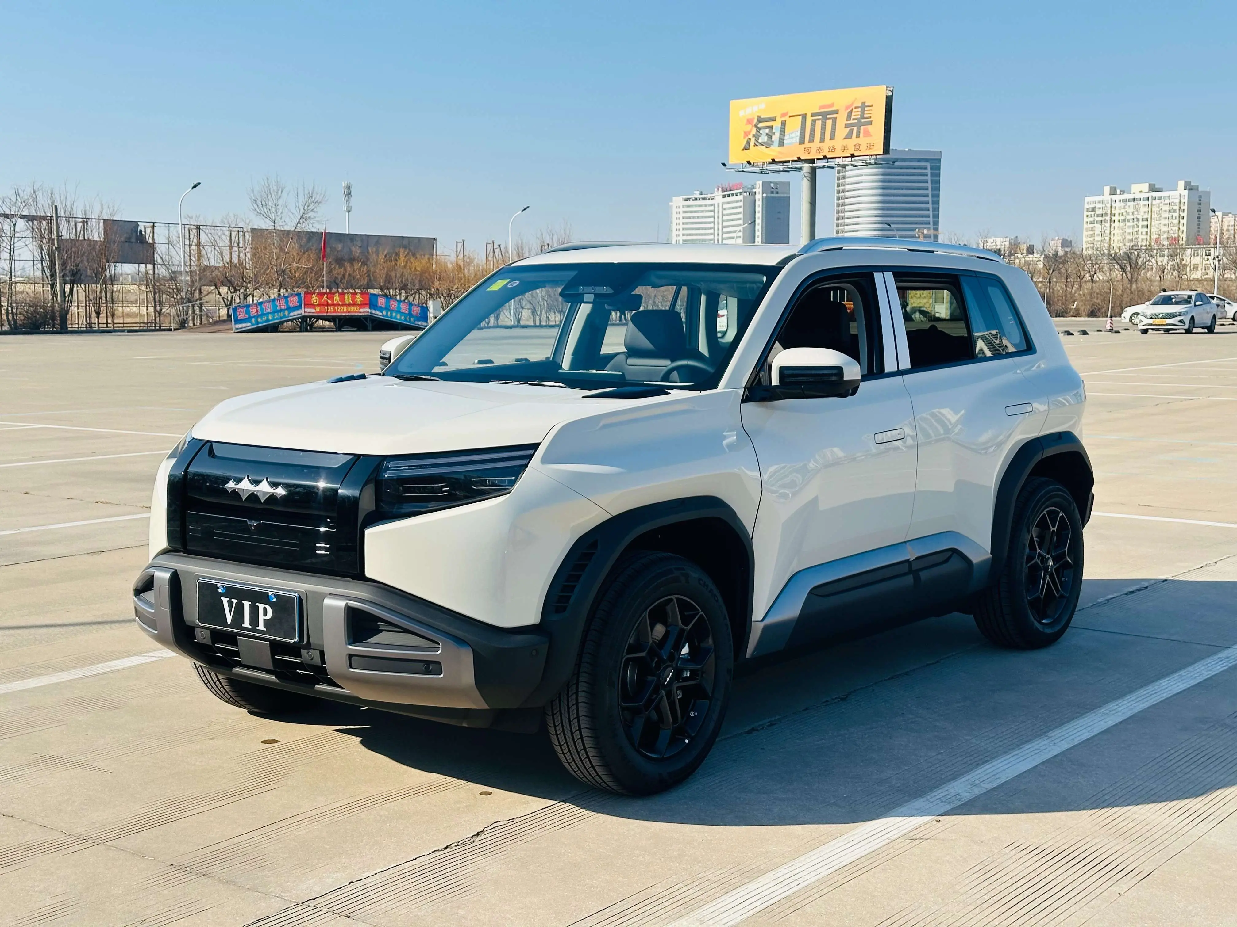 BYD Leopard Titanium 3  из Китая