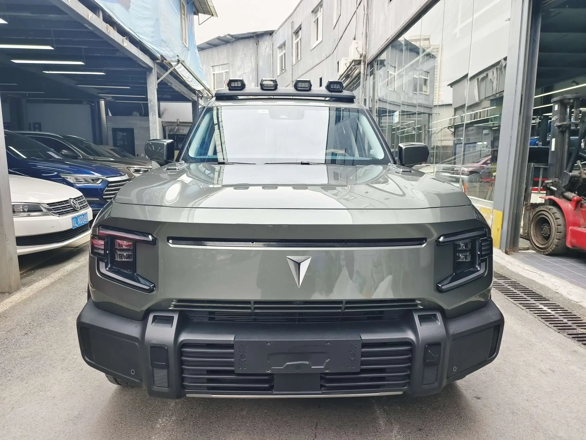 Deepal Dark blue G318  из Китая