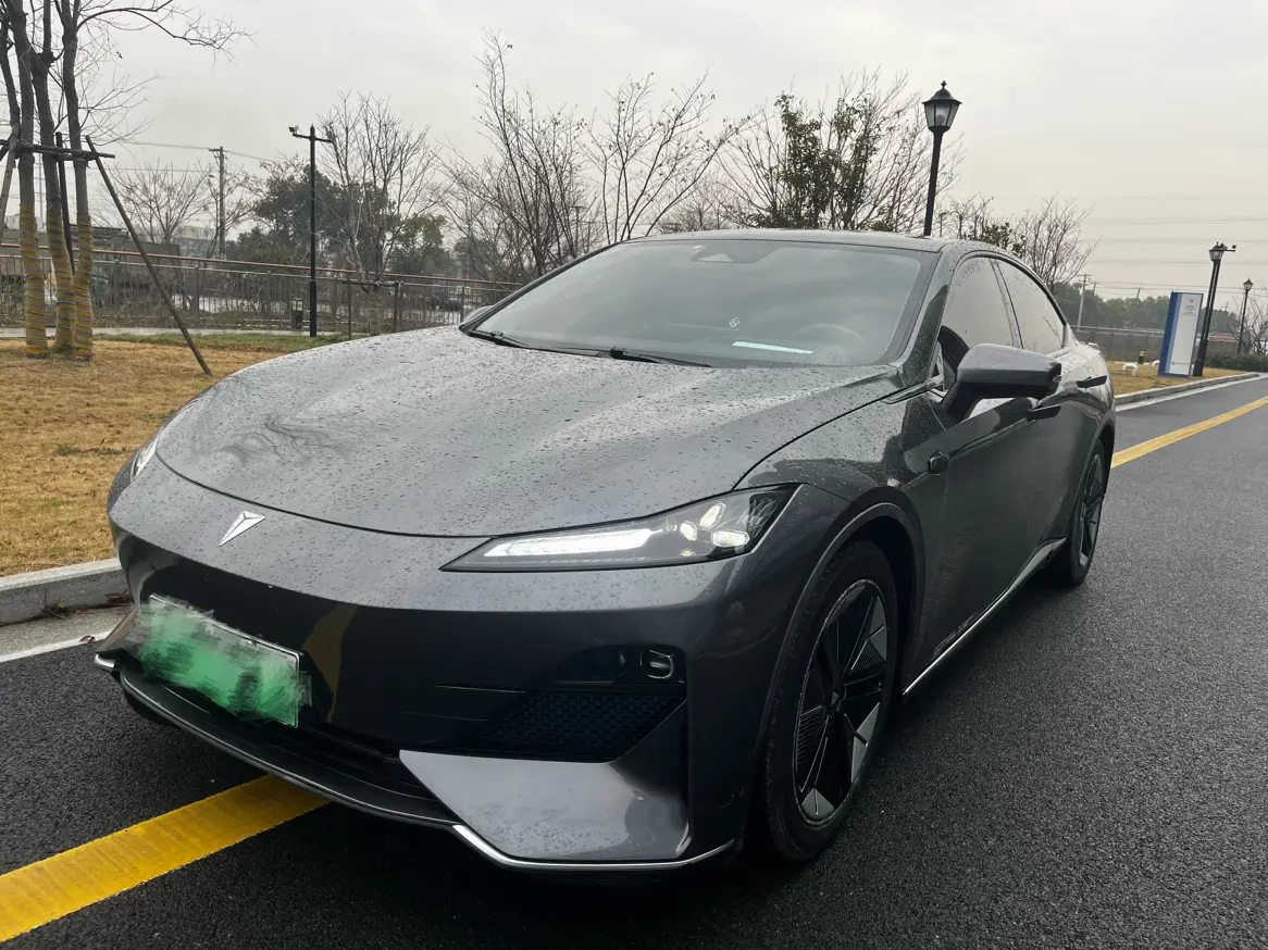 Deepal Dark blue SL03  из Китая