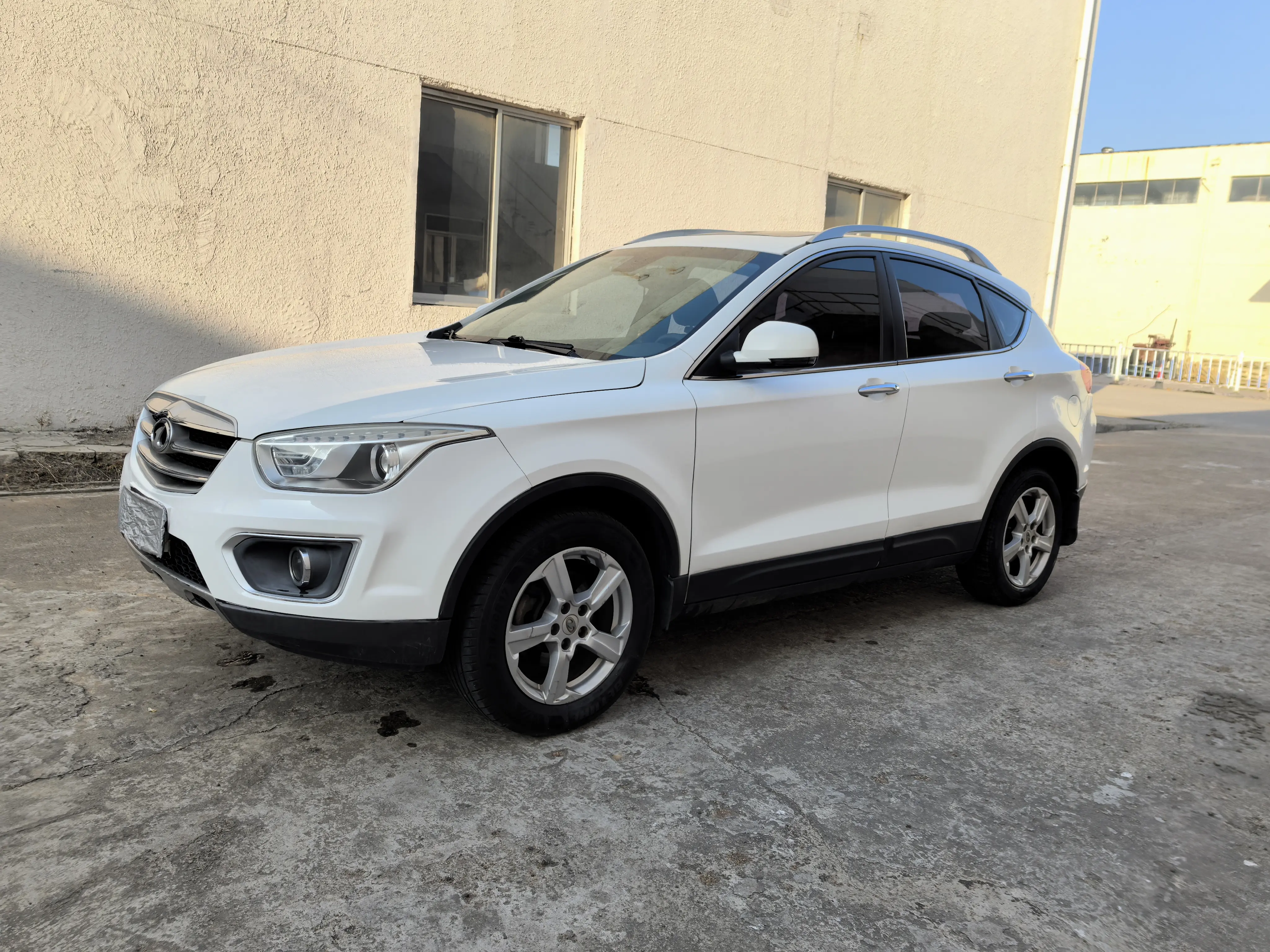 FAW Bestune X80 (Besturn X80)  из Китая