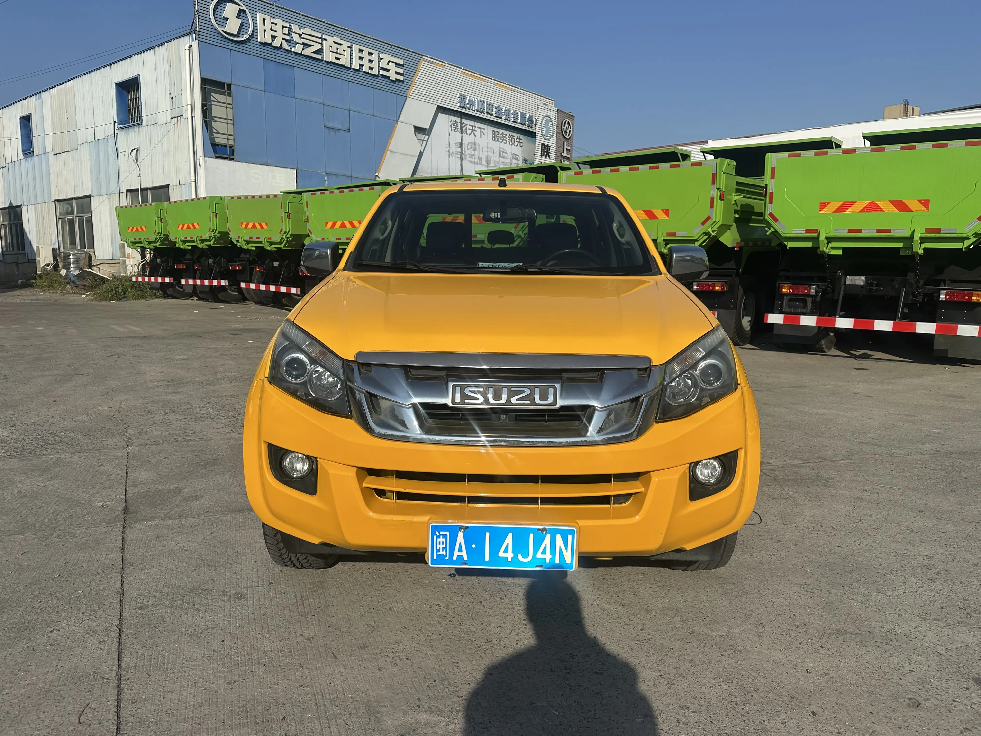 Isuzu D-MAX  из Китая