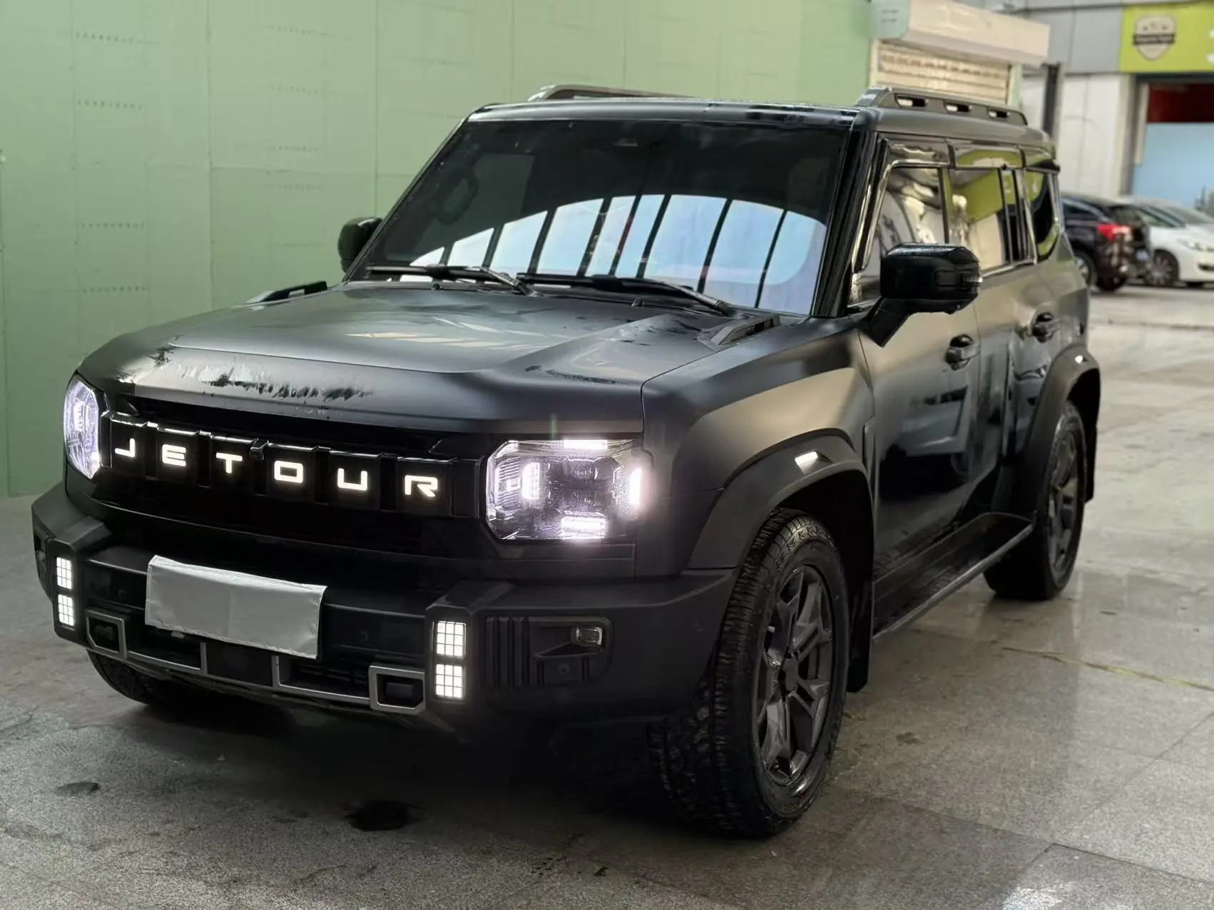 Jetour Jet Traveler  из Китая