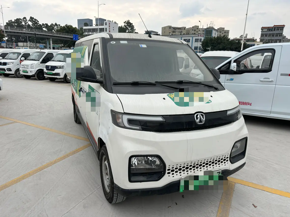 BAIC EV5  из Китая