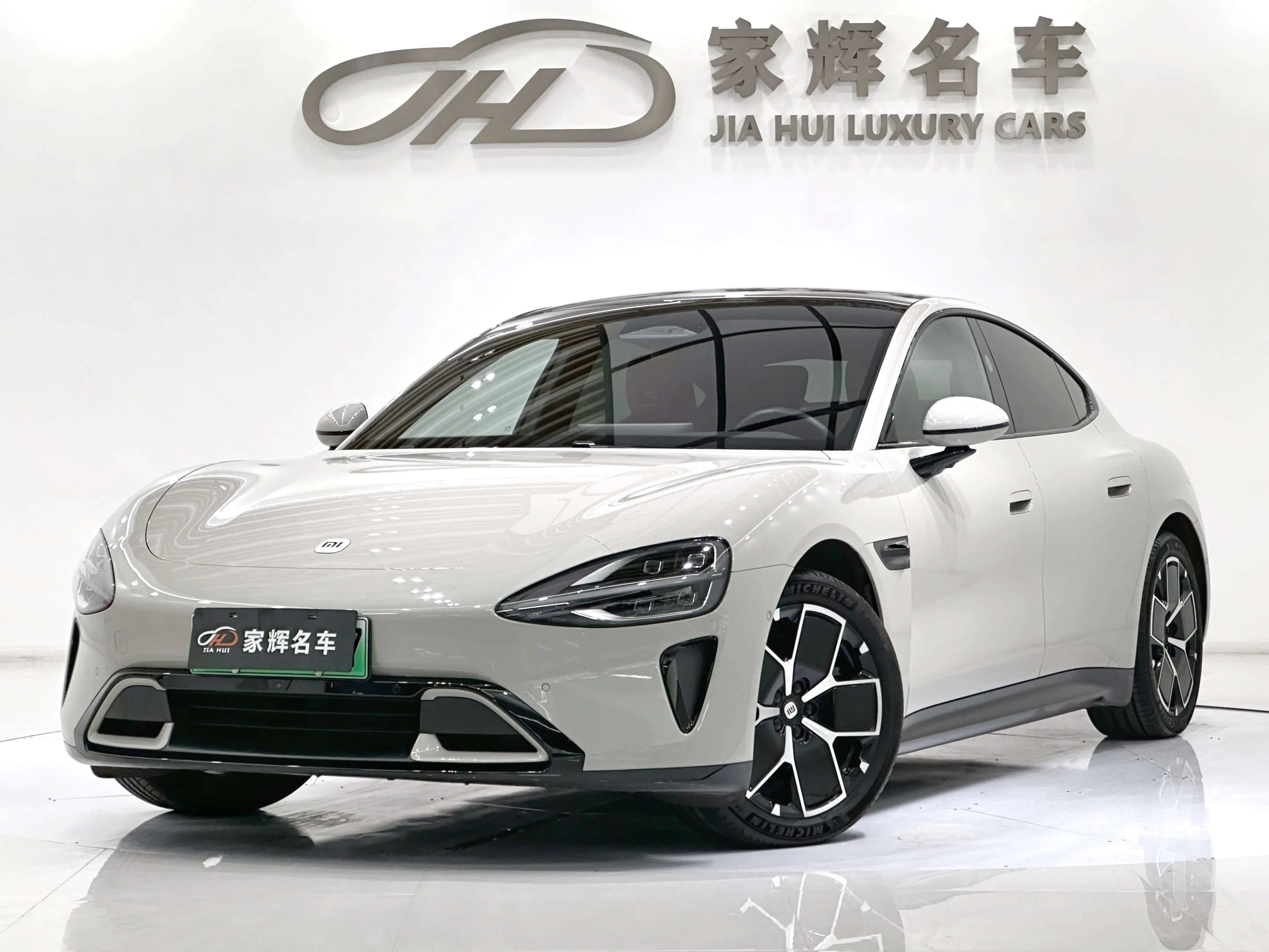 Xiaomi car Xiaomi SU7  из Китая