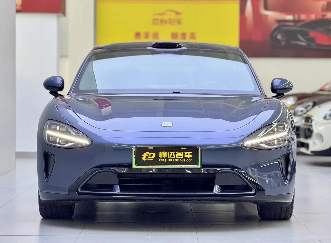 Xiaomi car Xiaomi SU7  из Китая