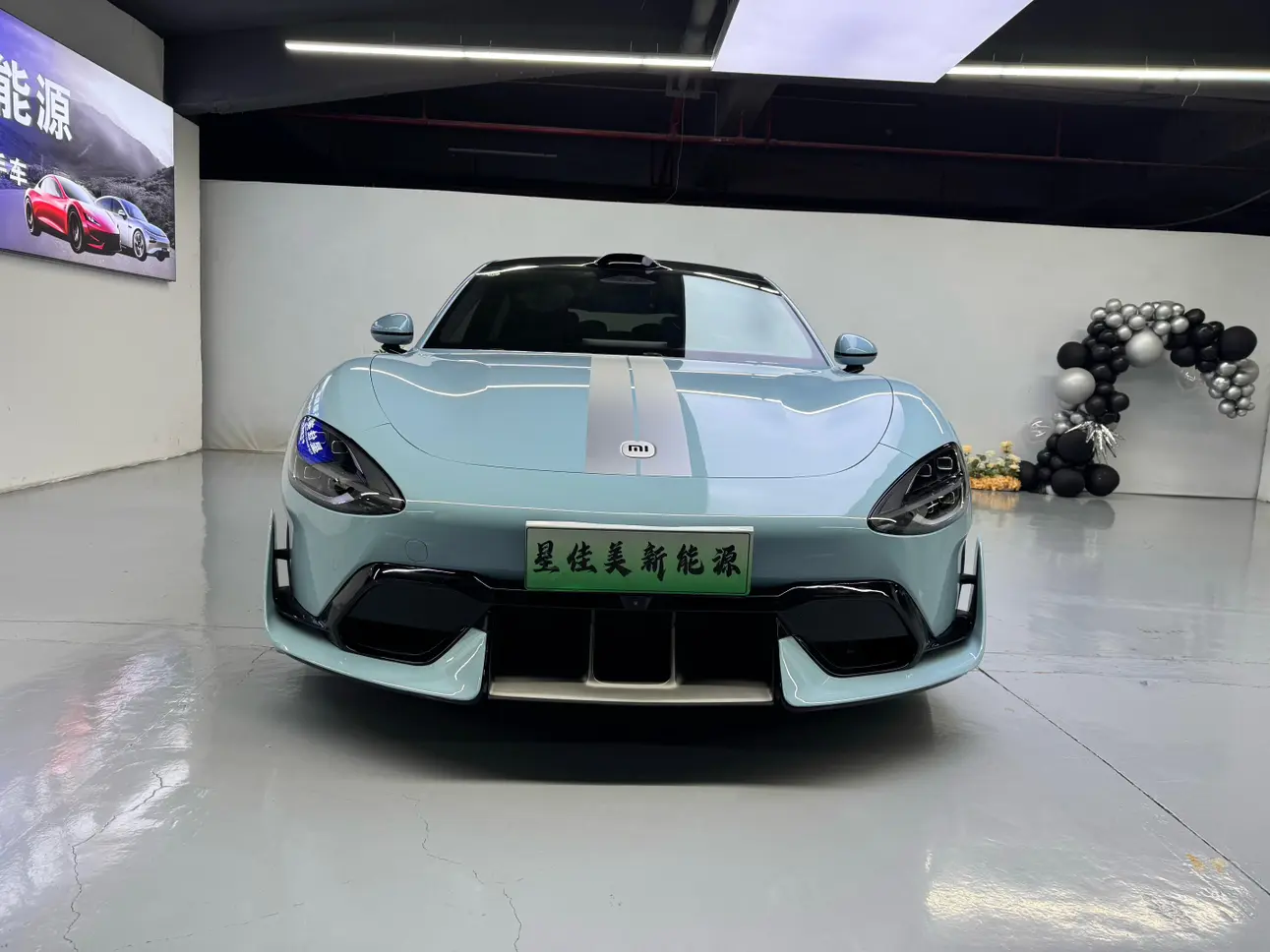 Xiaomi car Xiaomi SU7  из Китая