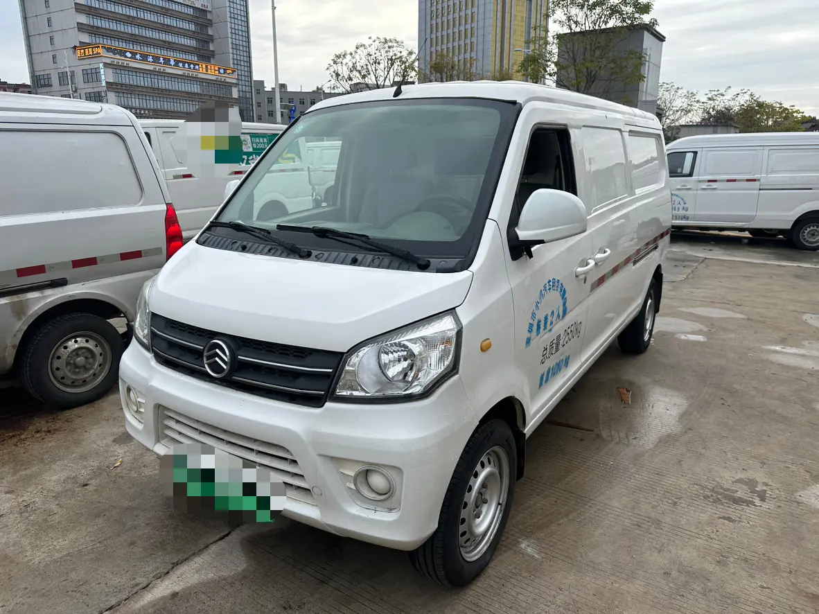 Golden Dragon Hiace EV  из Китая