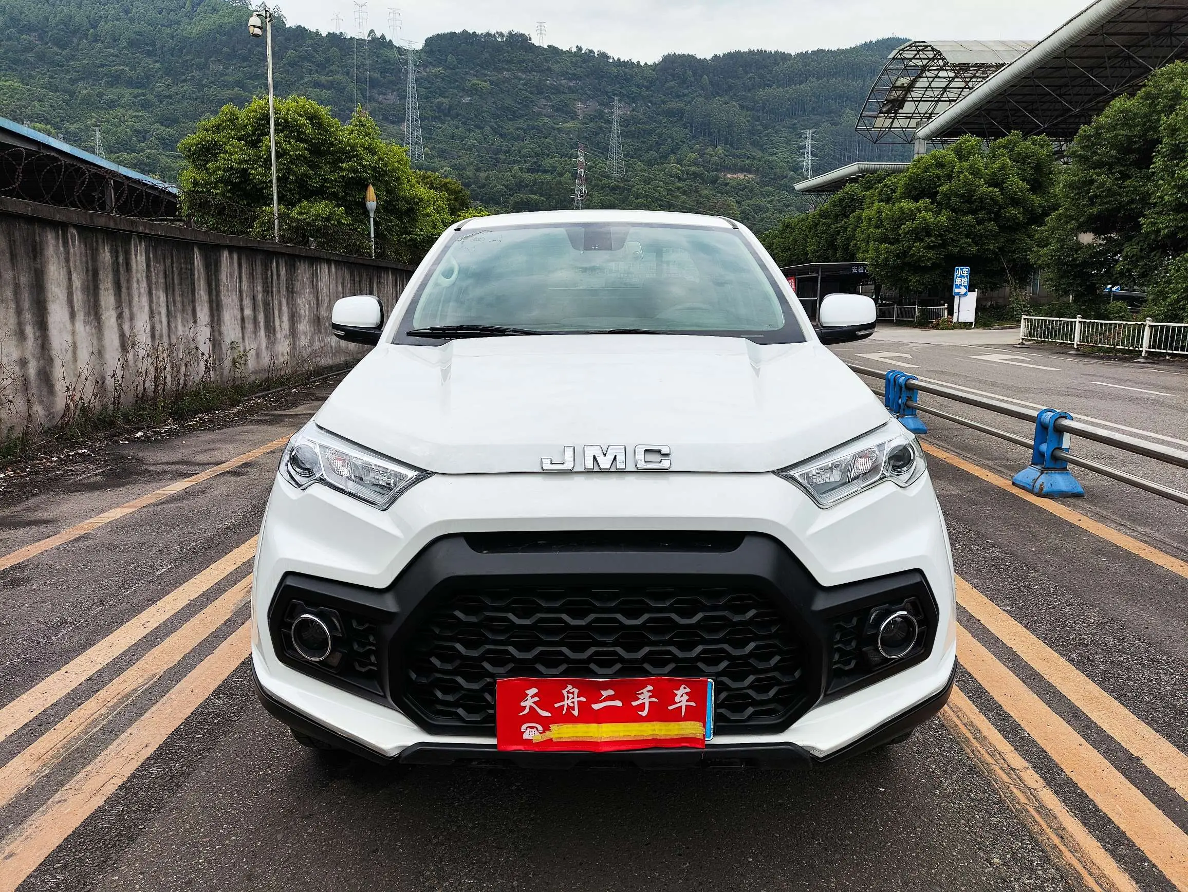 Jiangling Domain Tiger 7  из Китая