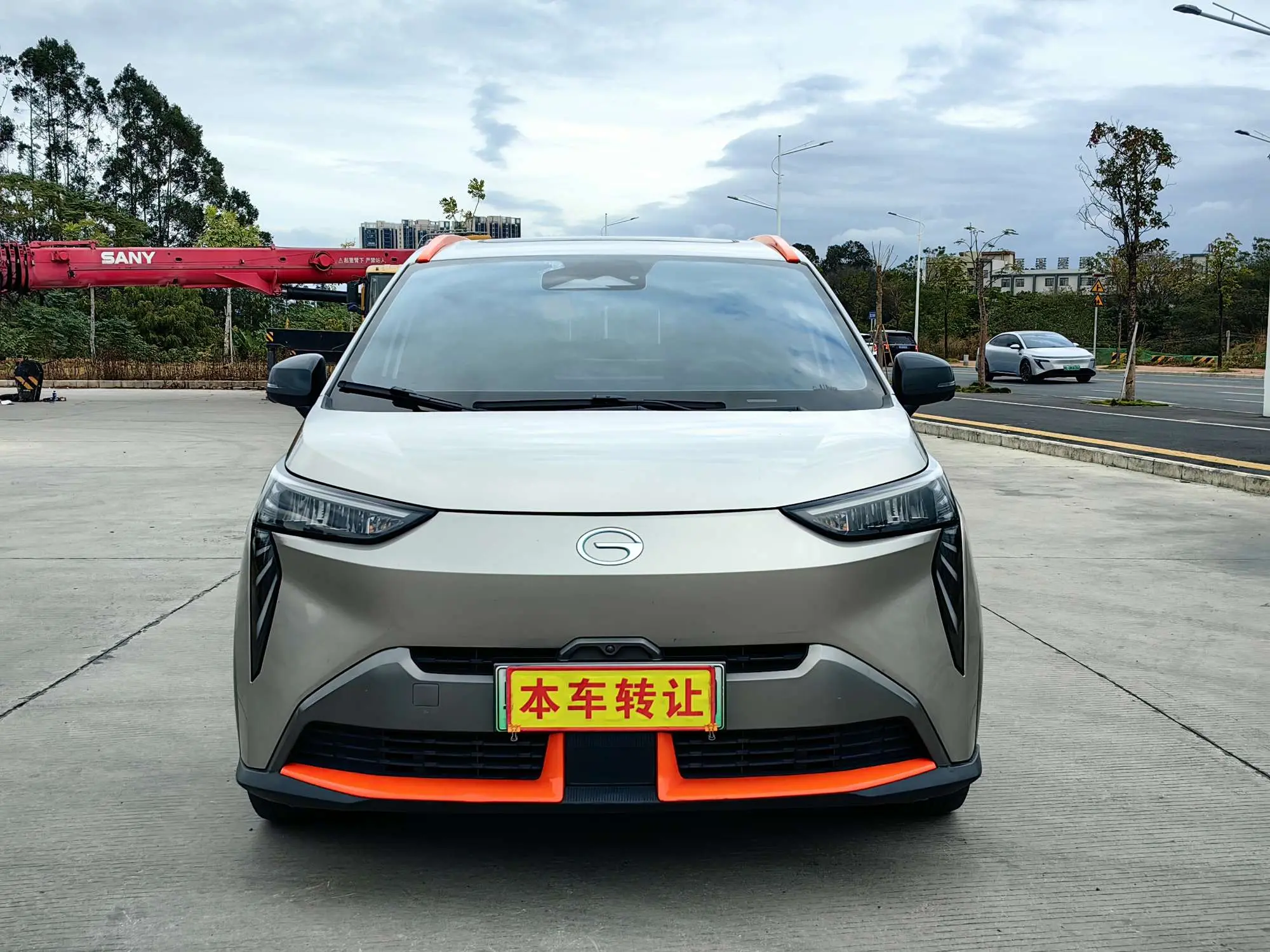 AION Y  из Китая