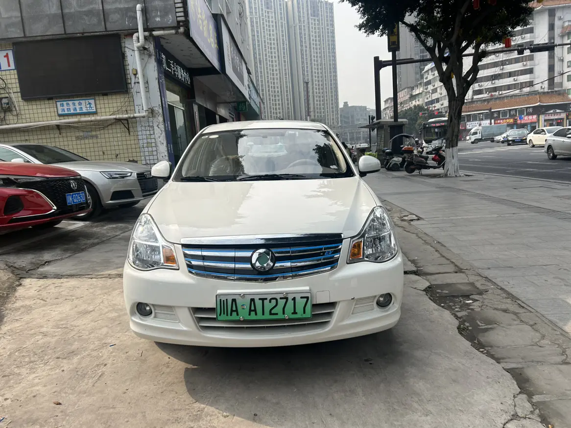 Dongfeng Junfeng E11K  из Китая