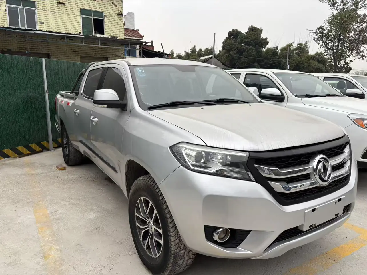 Dongfeng Yufeng P16  из Китая