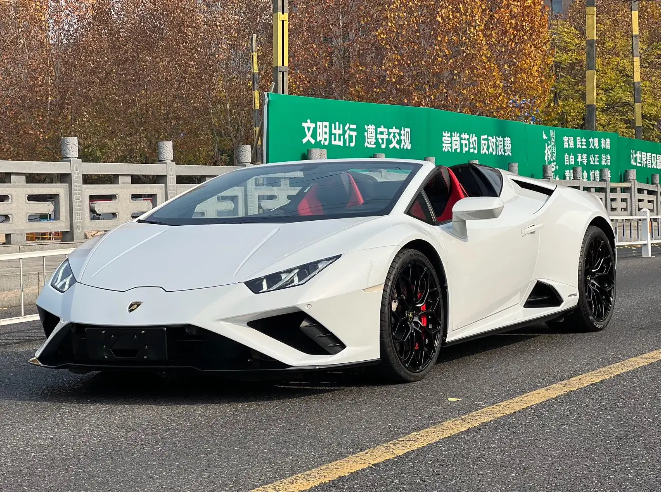 Lamborghini Huracán  из Китая