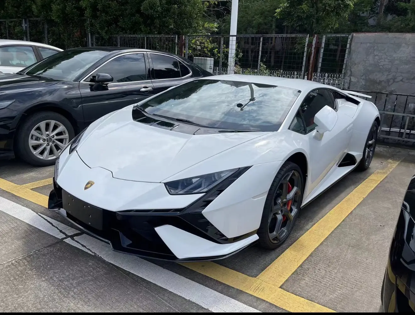 Lamborghini Huracán  из Китая