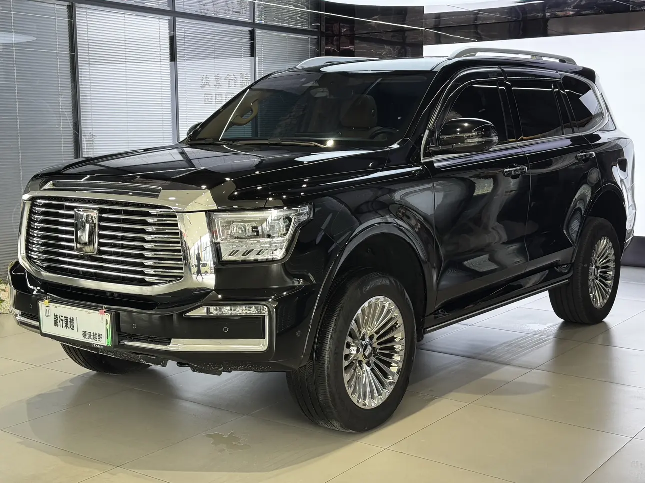 Tank 500 Hi4-T  из Китая