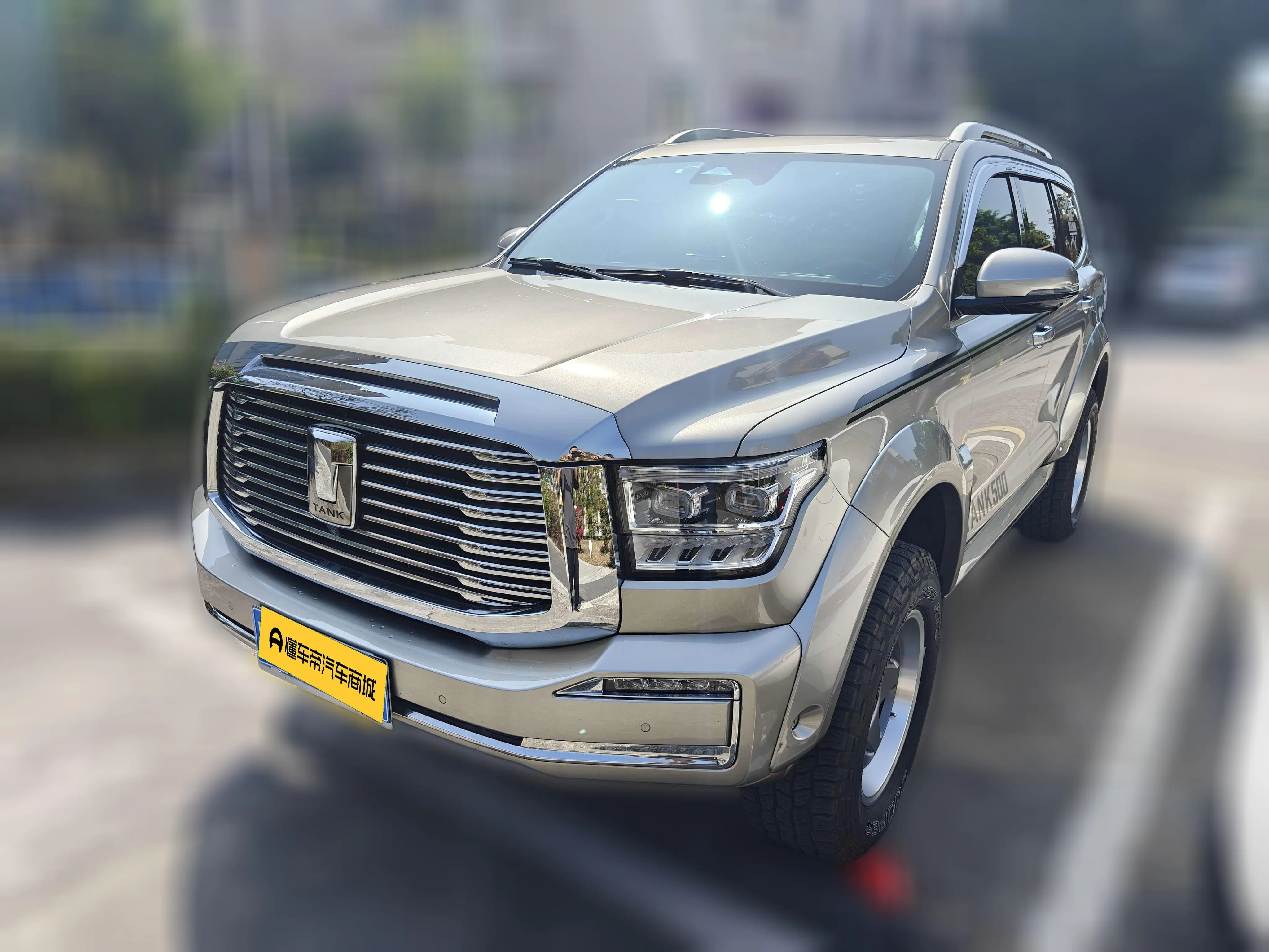 Tank 500  из Китая