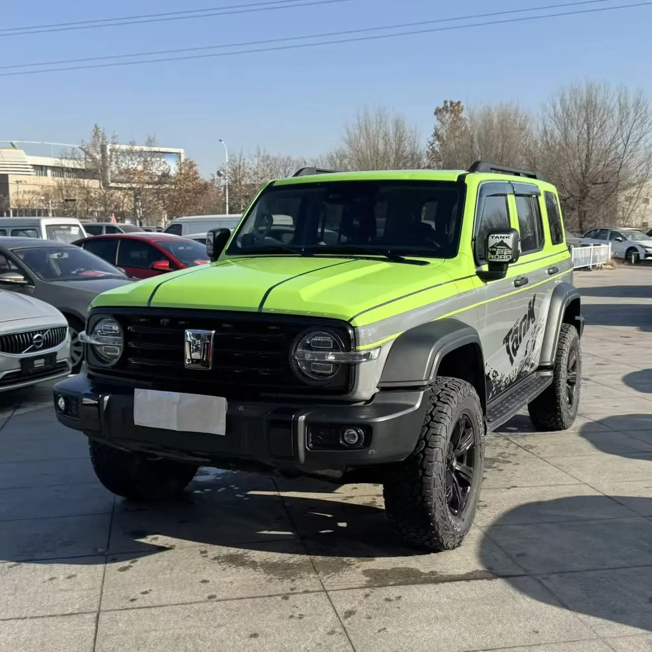 Tank 300  из Китая