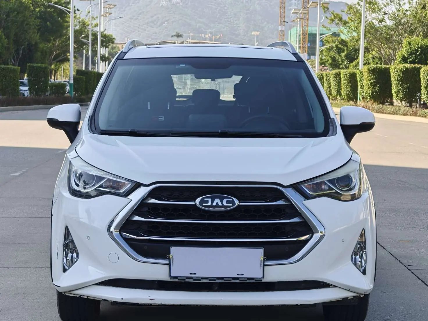 Jiangxi Ruifeng S3  из Китая