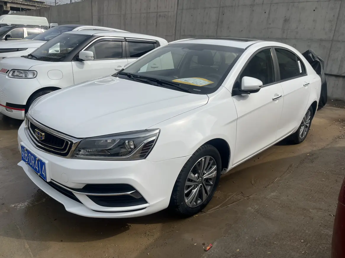 Geely Emgrand  из Китая