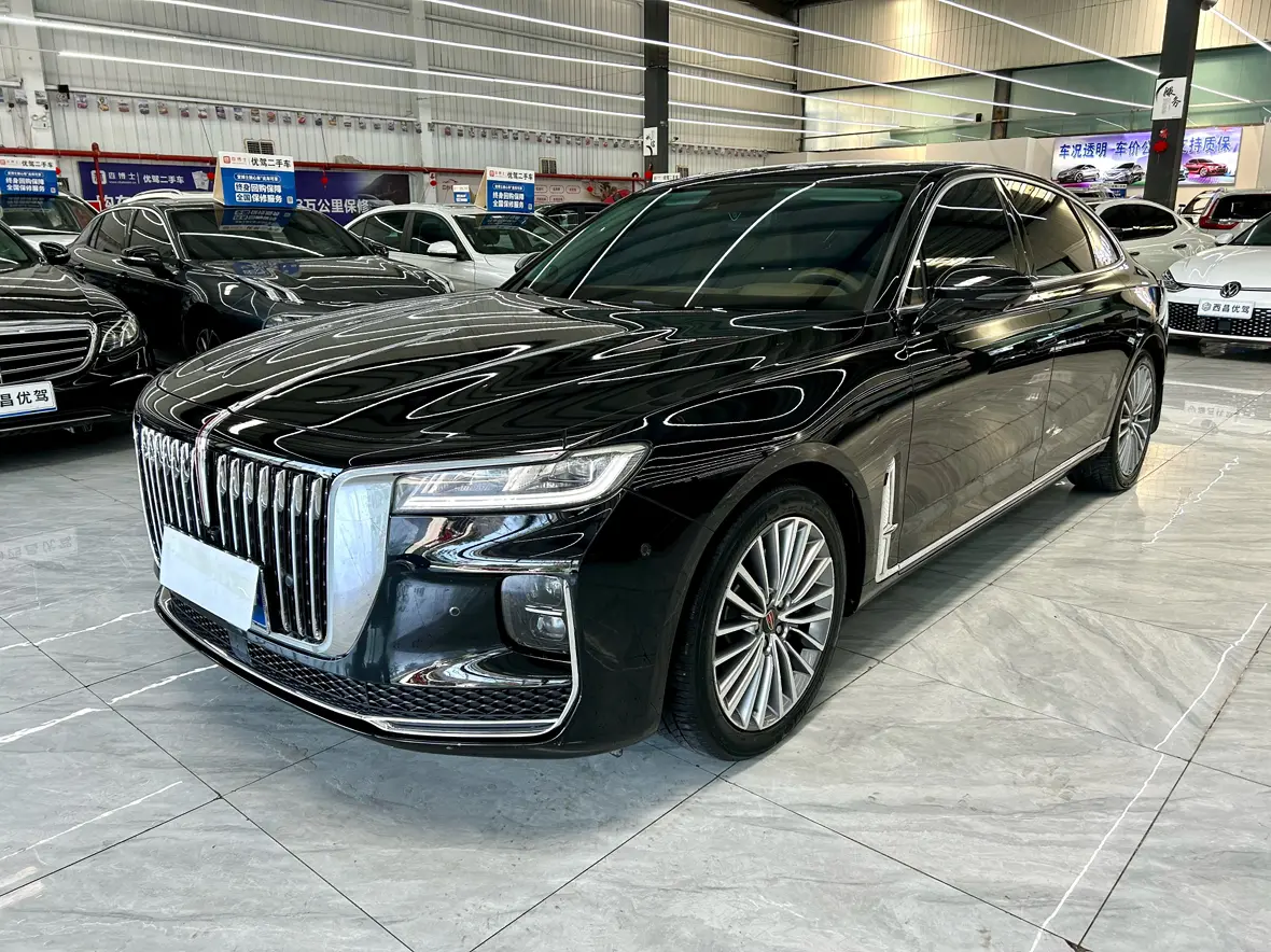 Hongqi H9  из Китая