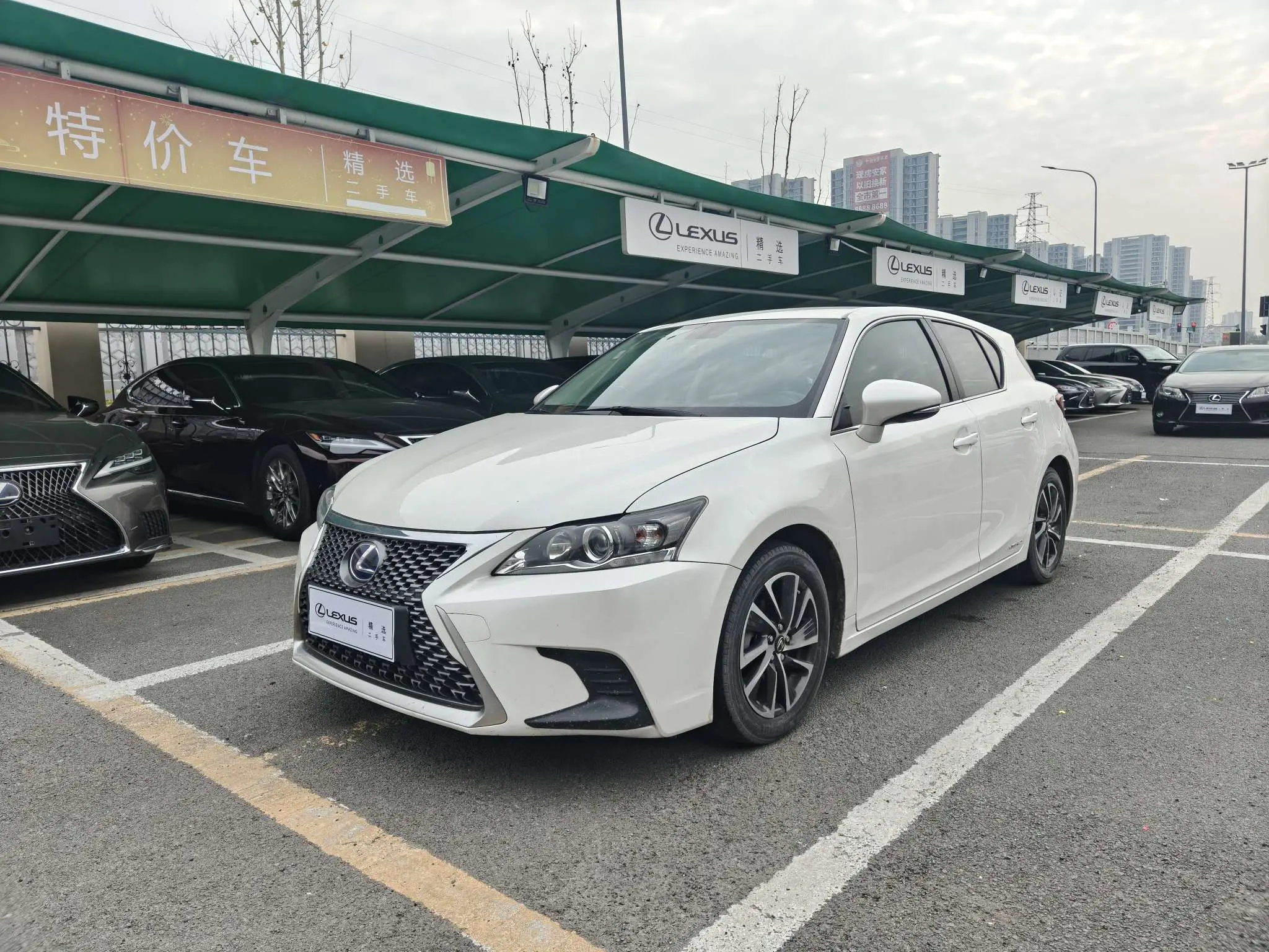Lexus CT  из Китая