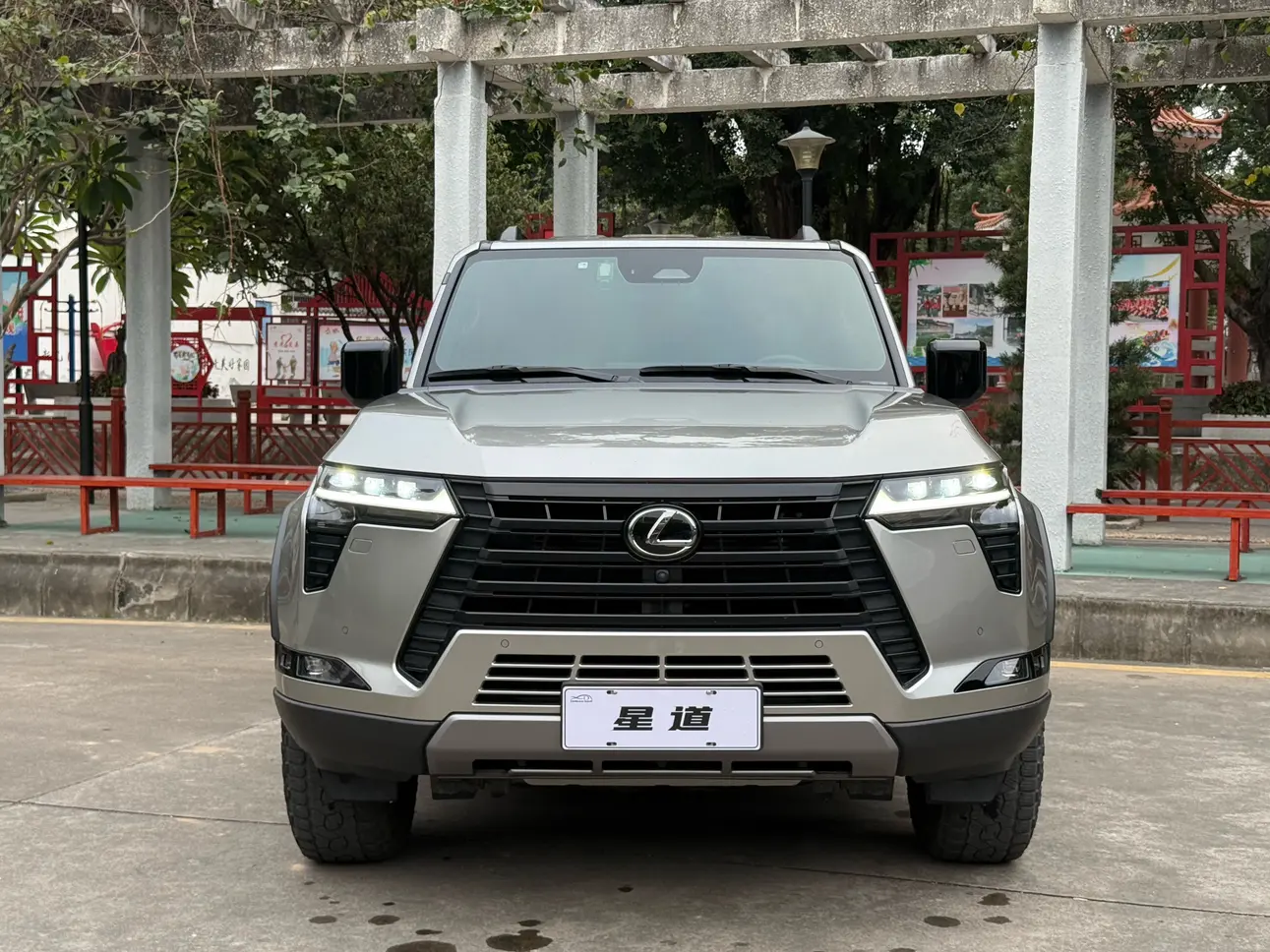 Lexus GX  из Китая