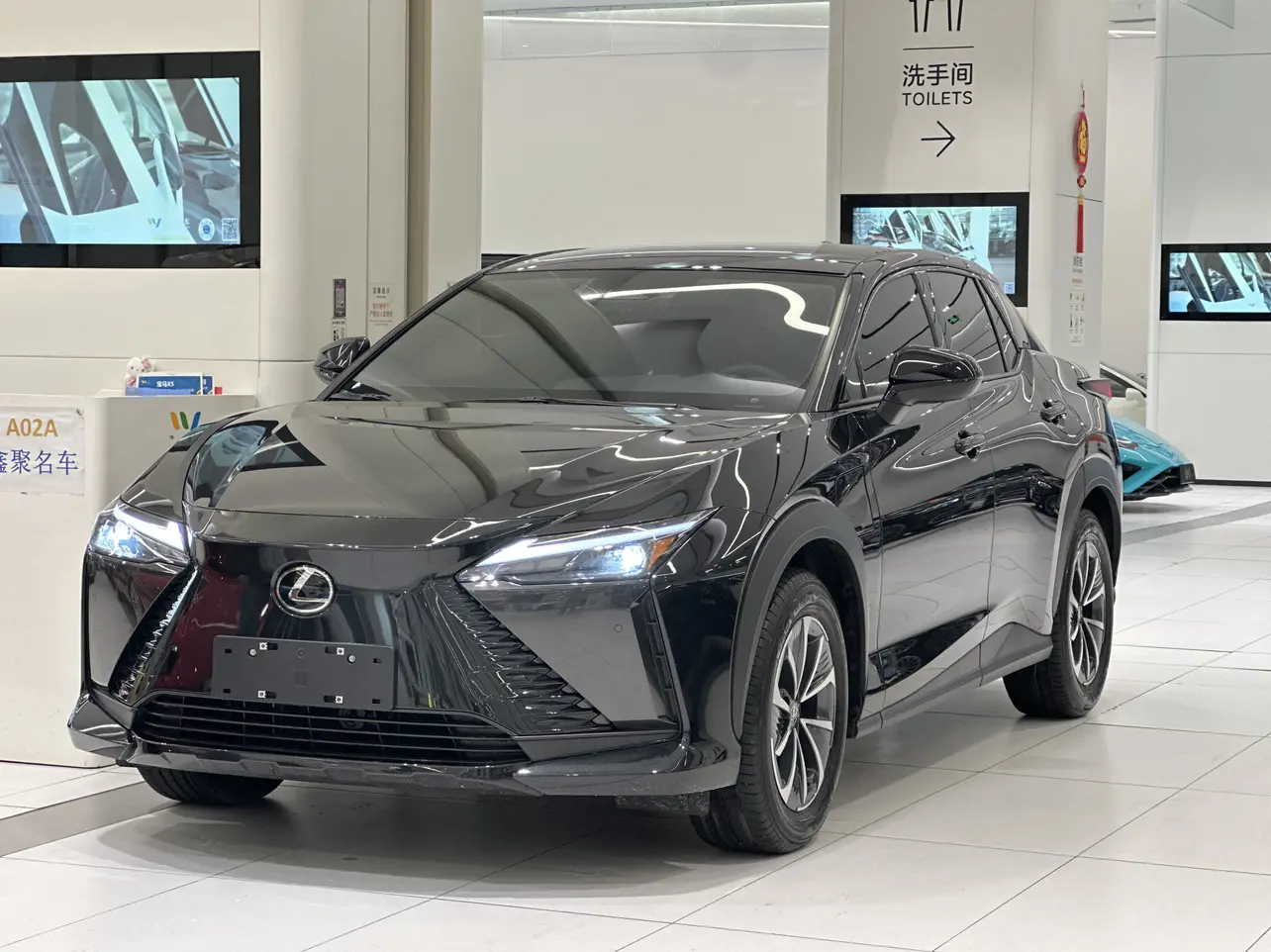 Lexus RZ  из Китая